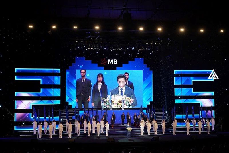 Màn hình LED sân khấu giá bao nhiêu?