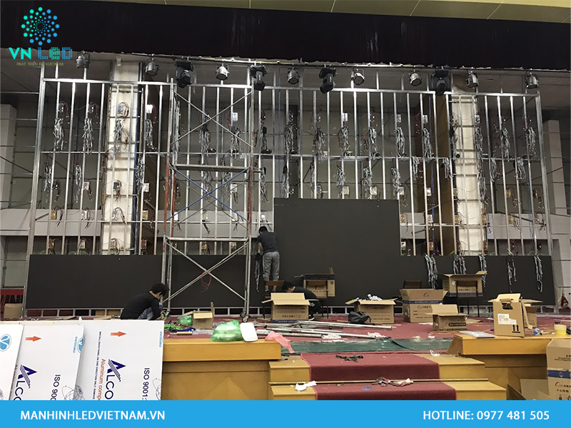 bao-gia-man-hinh-led-hoi-truong-tai-quang-binh-2