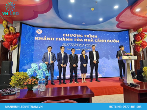 bao-gia-man-hinh-led-hoi-truong-tai-vinh-phuc