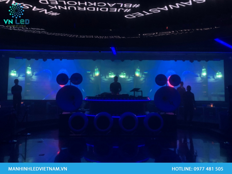 Cho thuê màn hình LED quán bar tại Hà Nội
