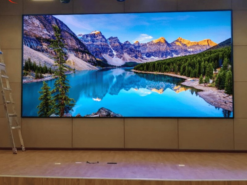 Màn hình LED giá bao nhiêu m2? Báo giá chi tiết 2025