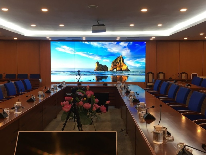 Màn hình LED phòng họp