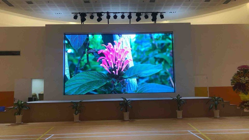 Màn hình LED trong nhà